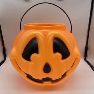 Vintage General Foam Plastics Halloween Pumpkin Blow Mold Pail Orange Bucket 7in